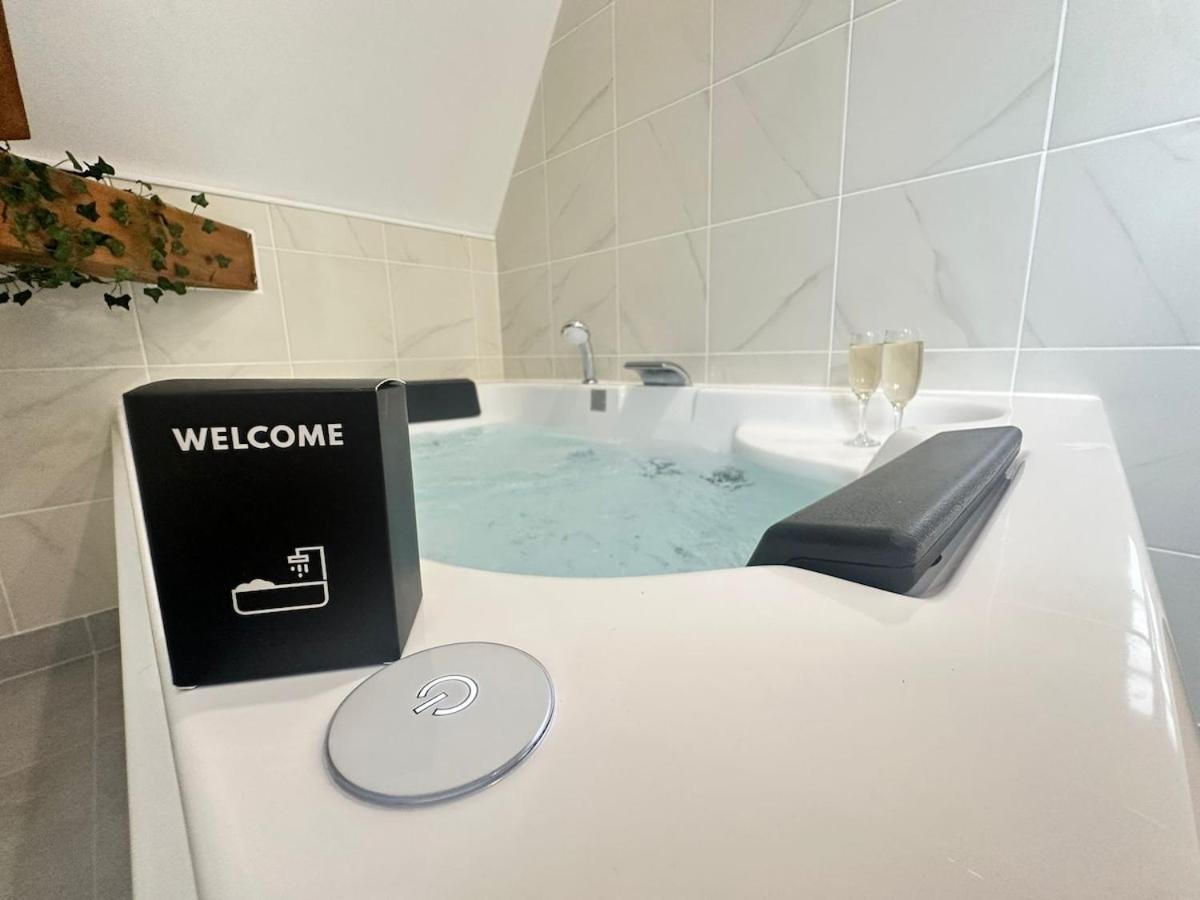 S Bayleved'Air Duplex Vue Chateau, Balneo Et Sauna سيدا المظهر الخارجي الصورة