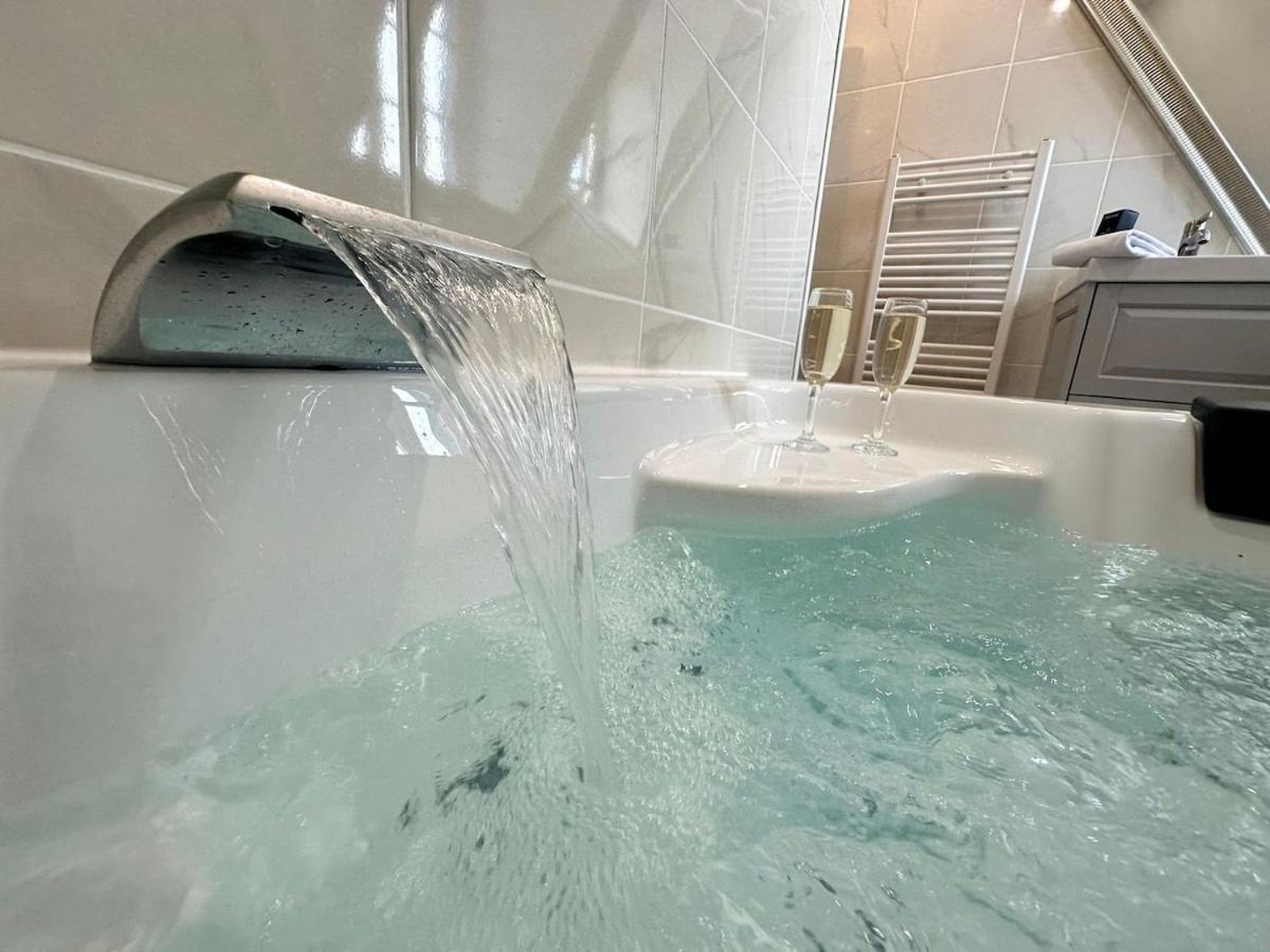 S Bayleved'Air Duplex Vue Chateau, Balneo Et Sauna سيدا المظهر الخارجي الصورة